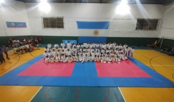 MS DE 60 TAEKWONDISTAS RINDIERON EXAMEN DE GUP